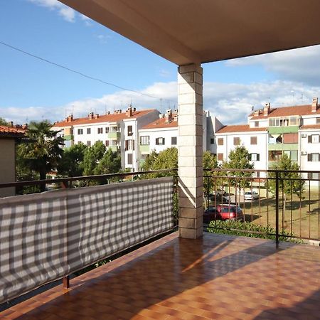 Apartments With A Parking Space Umag - 7057 Экстерьер фото
