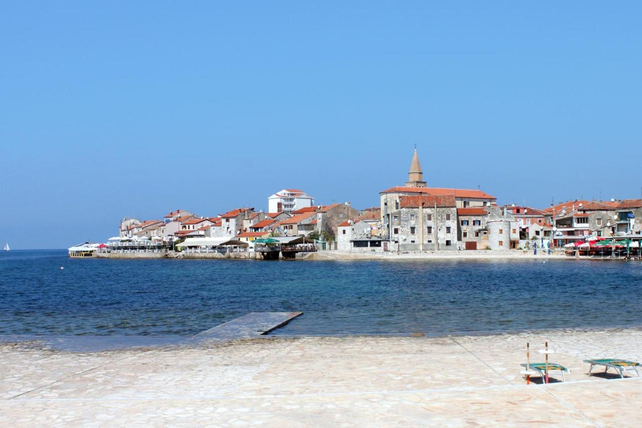 Apartments With A Parking Space Umag - 7057 Экстерьер фото
