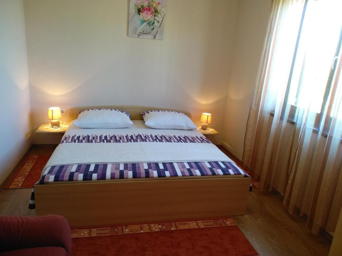 Apartments With A Parking Space Umag - 7057 Экстерьер фото