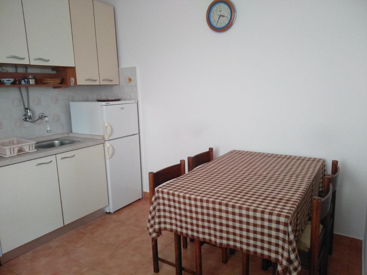 Apartments With A Parking Space Umag - 7057 Экстерьер фото